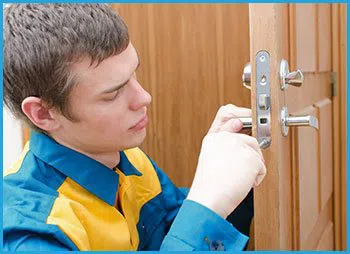 Manchester Locksmith Store Manchester, CT 860-744-3011 - 5-lock-opening